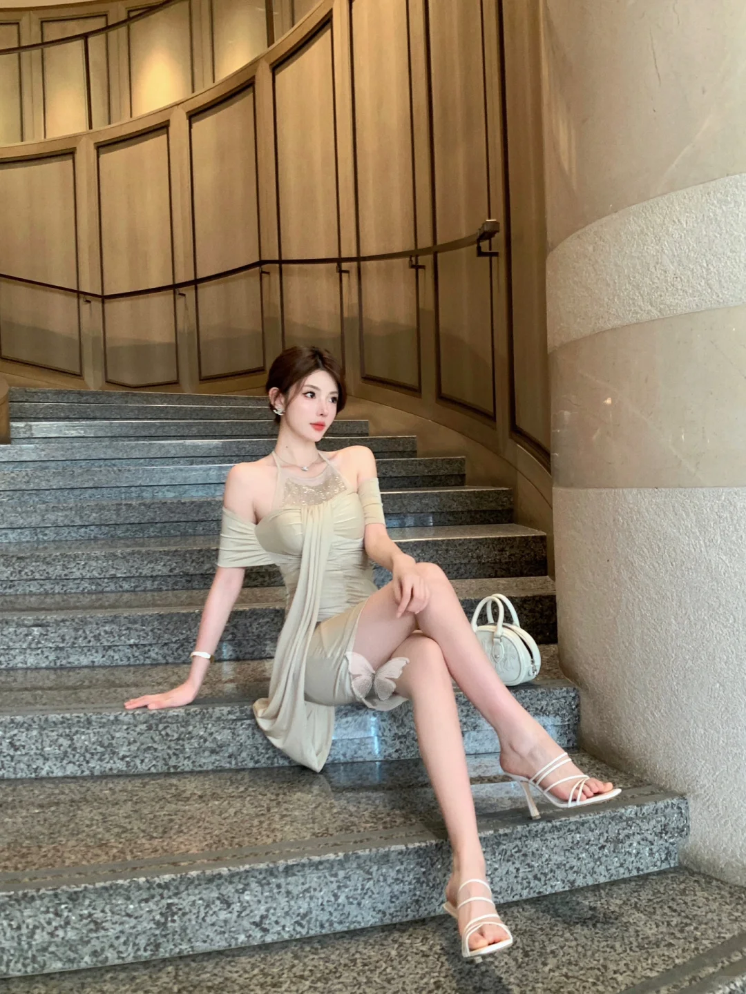 早知道你喜欢姐姐