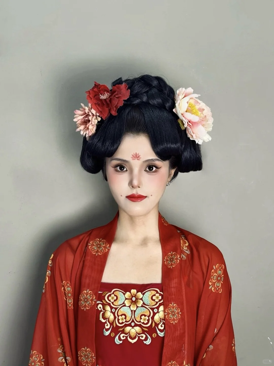素人爆改｜当现代女孩邂逅盛唐风华