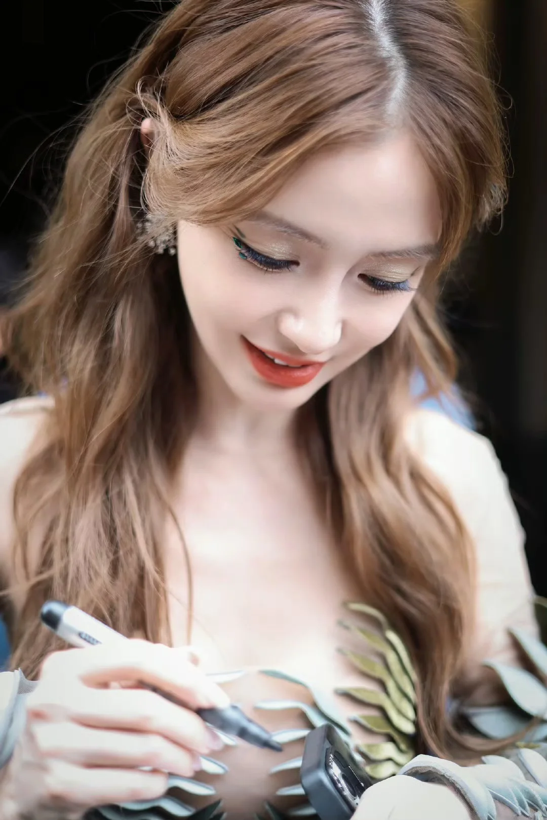 这姐也太美了吧！！！