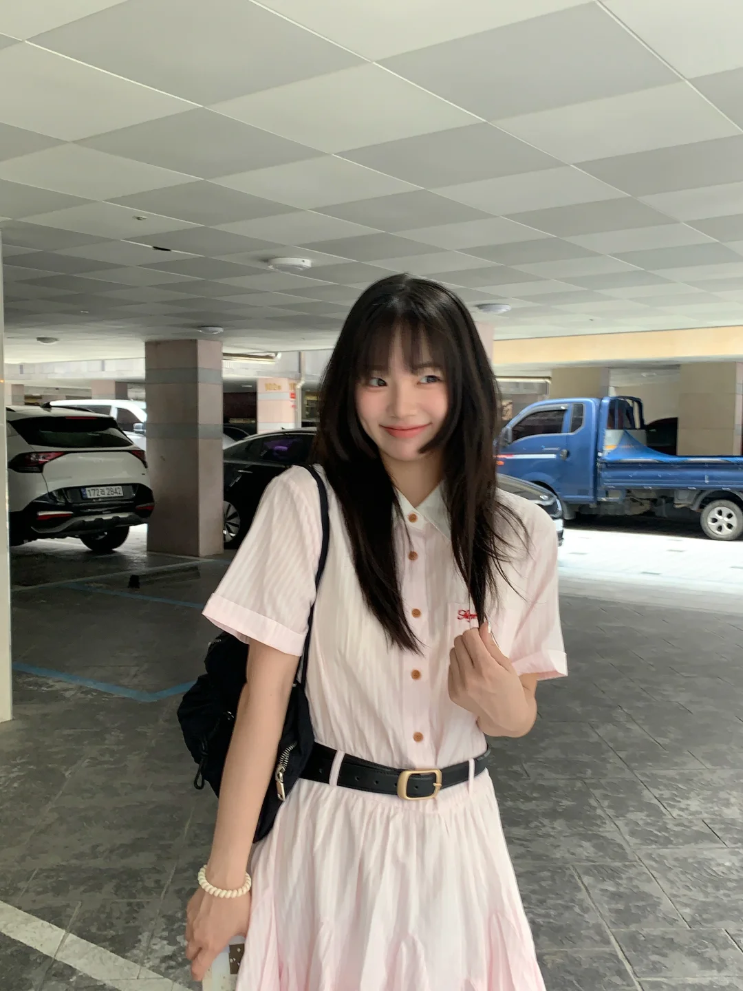 存一些韩系拍照姿势📷
