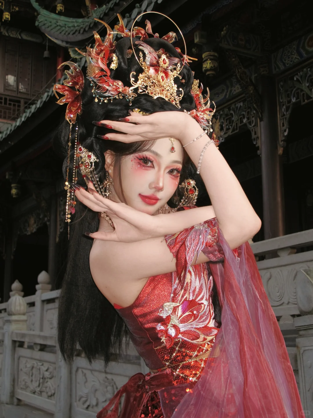 人间纵有百媚千红