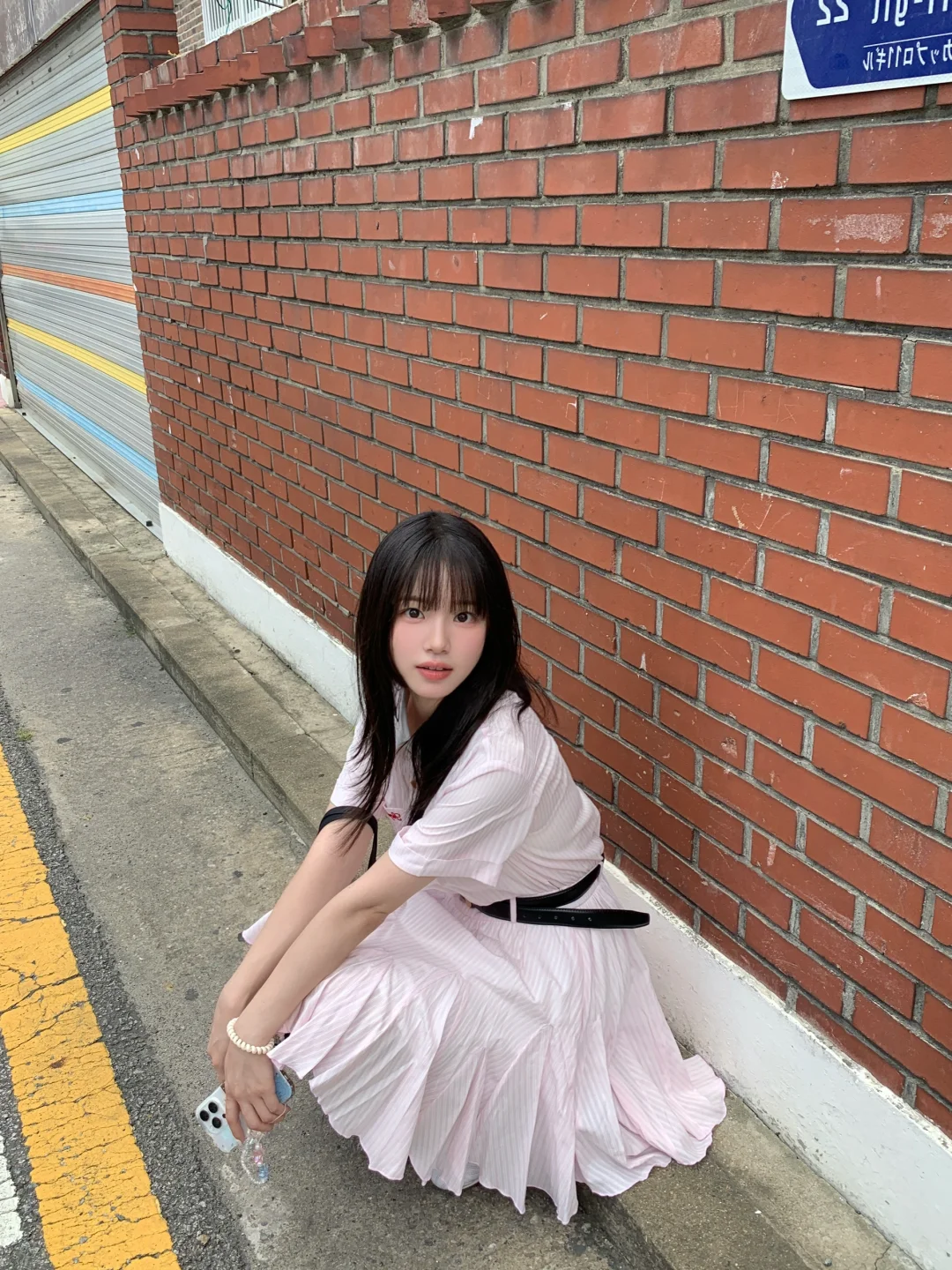 存一些韩系拍照姿势📷