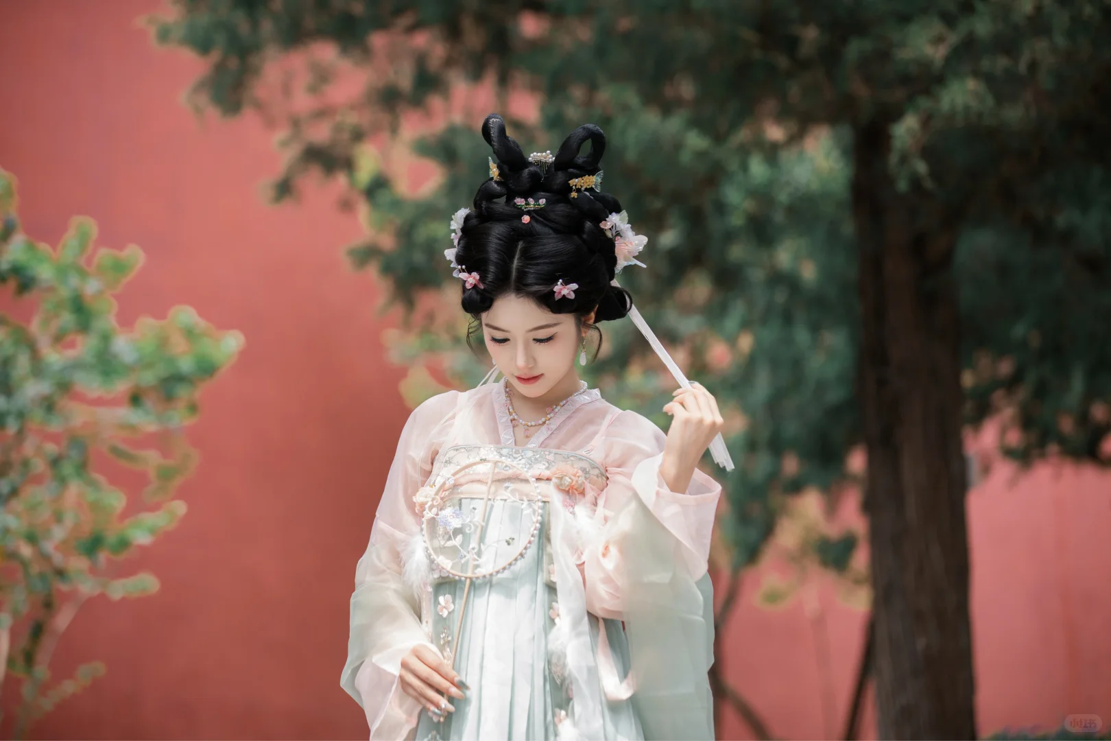 美鼠了😍人间蜜桃小唐风来袭💕北京写真
