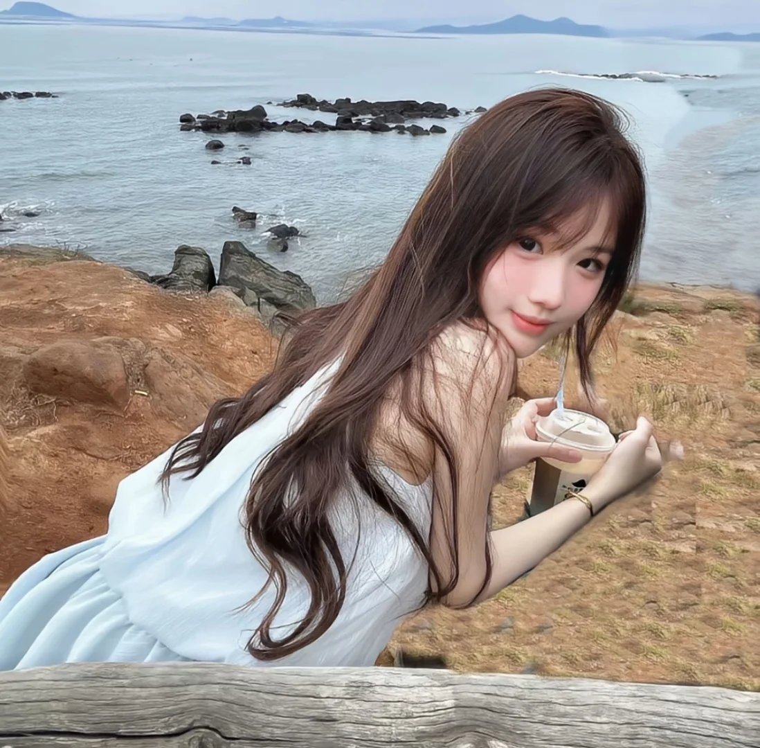 𝙒𝙚𝘾𝙝𝙖𝙩 / 女头🌤️