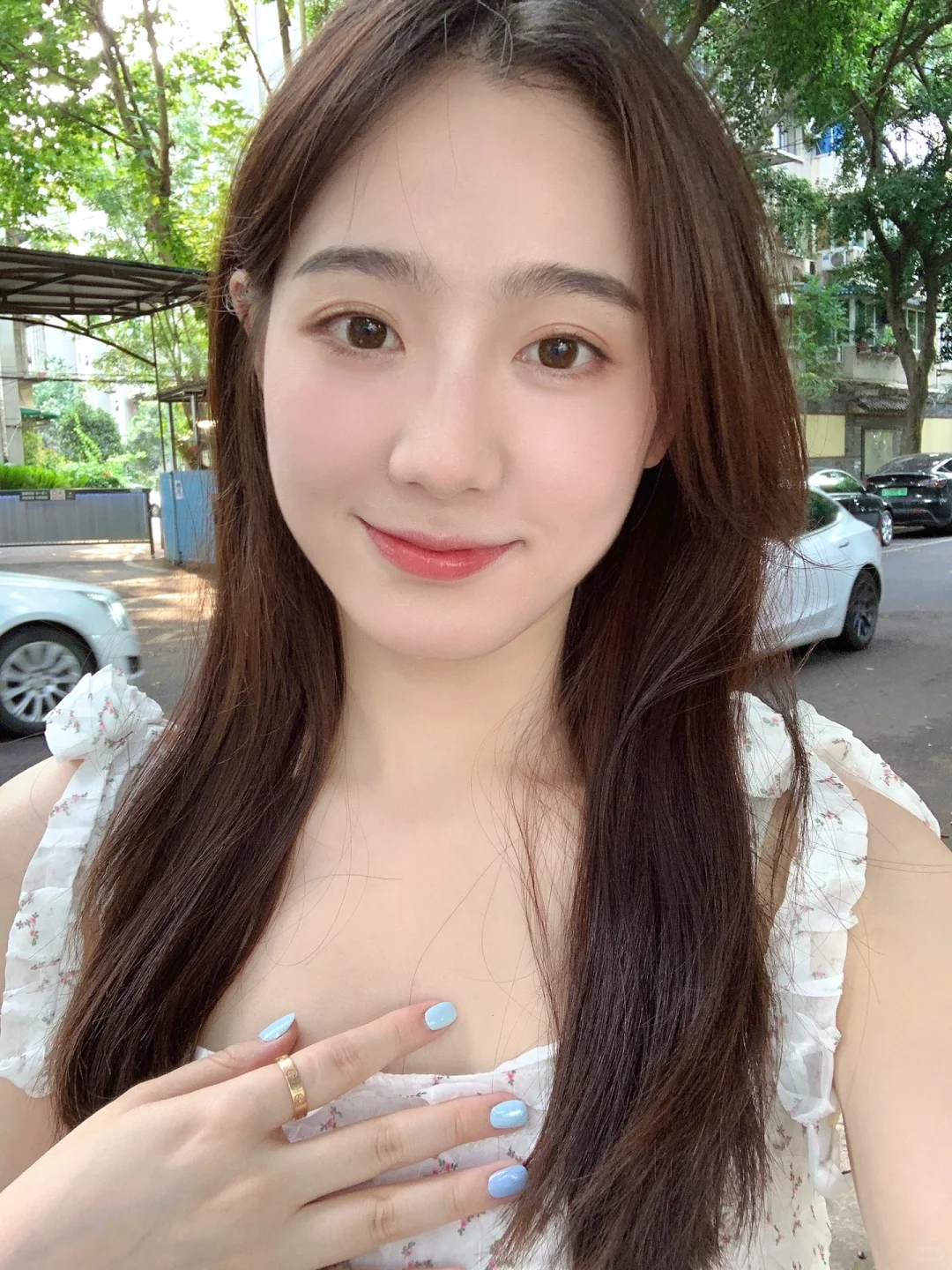 假如自拍印成小卡 哪张会是贵卡？