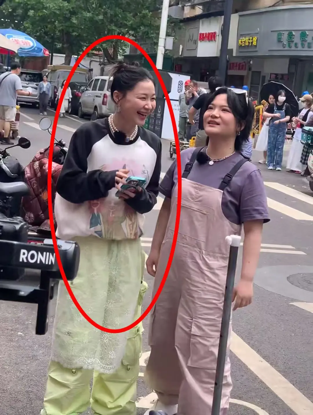 震撼…金靖这图也太…