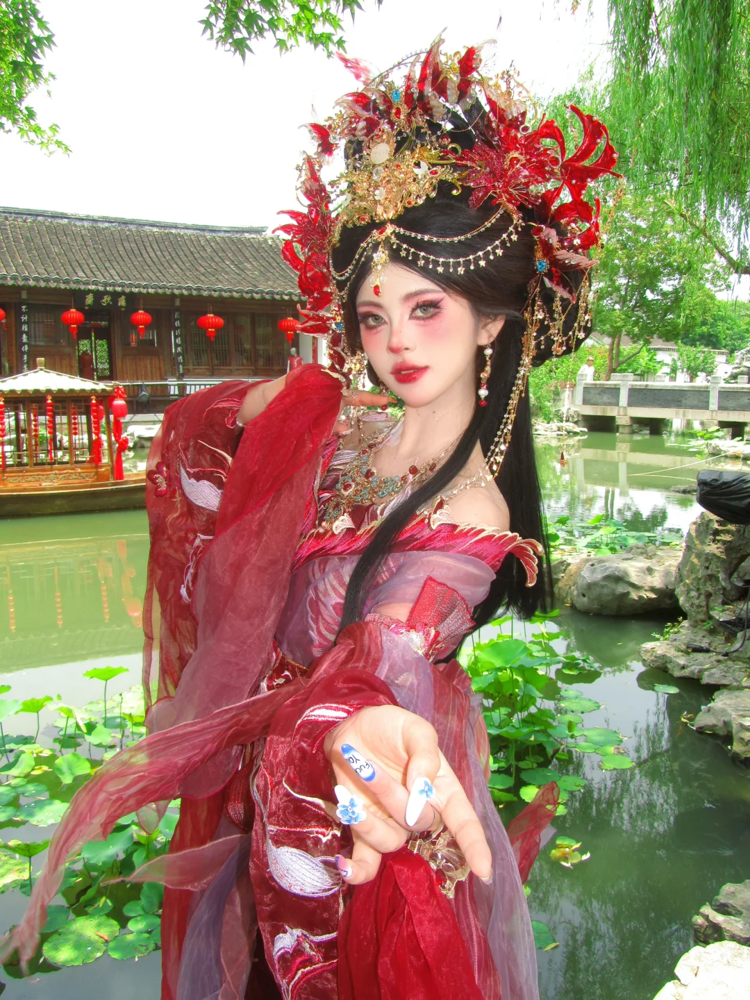 果然红色汉服最出片