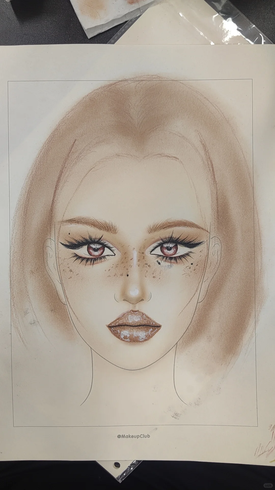 👩🏻‍🦰美女变成记