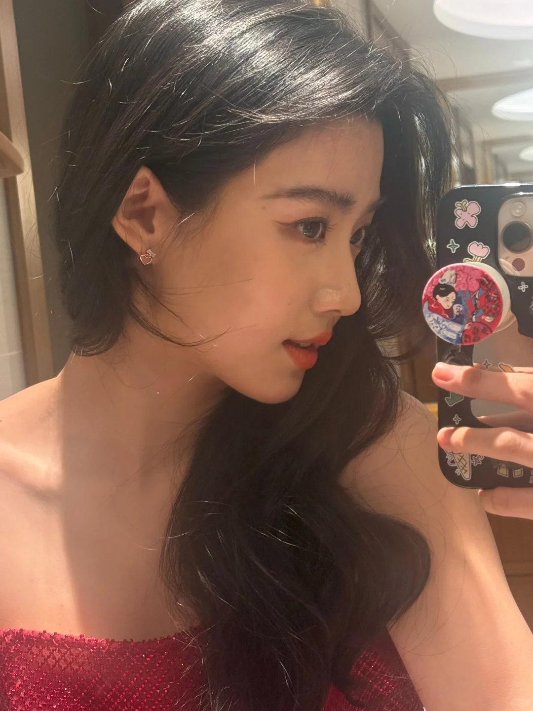 红唇明艳·晓｜卢昱晓（live图