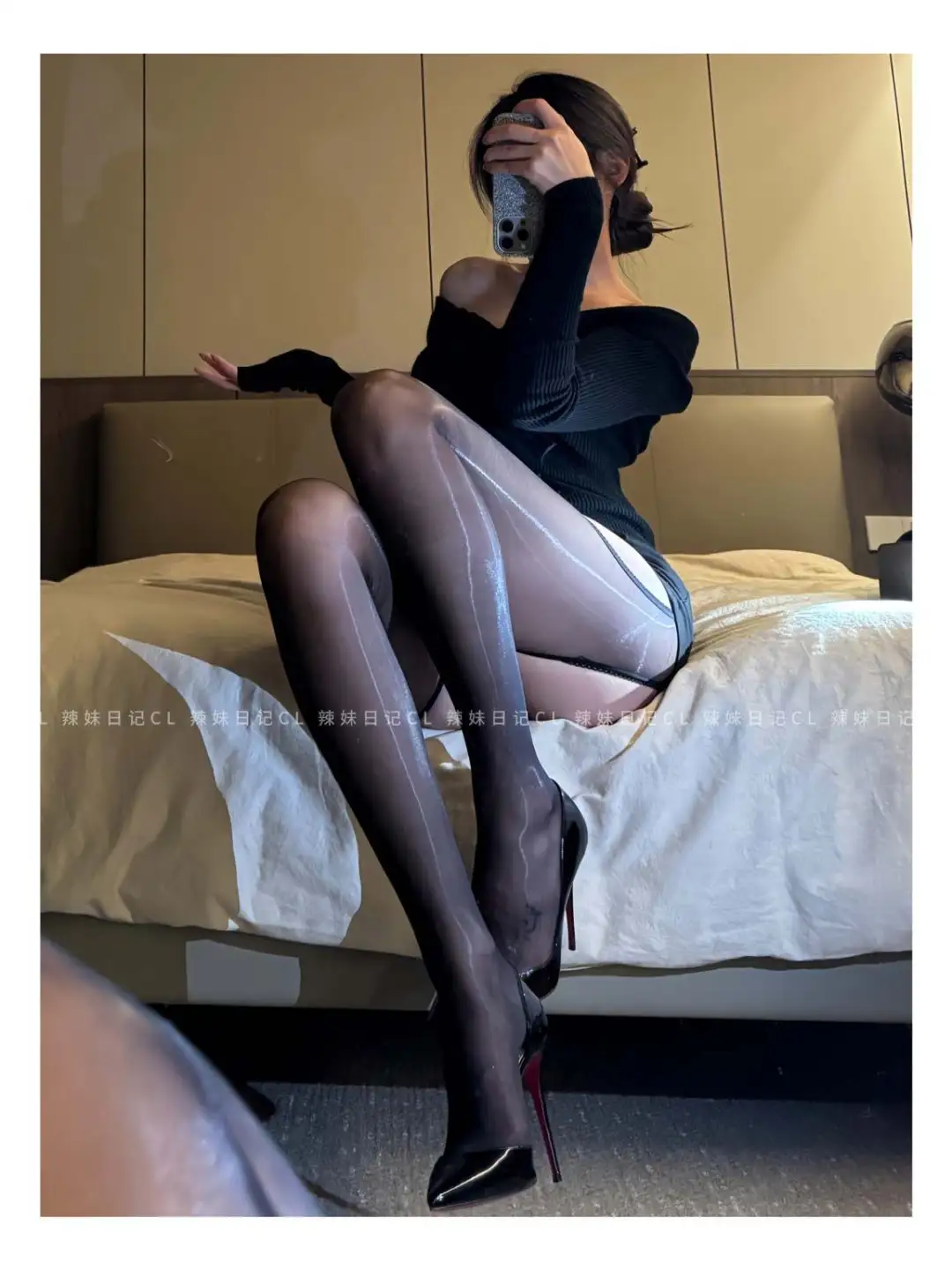 渐变黑丝显腿长‼️超薄一体感绝了💃