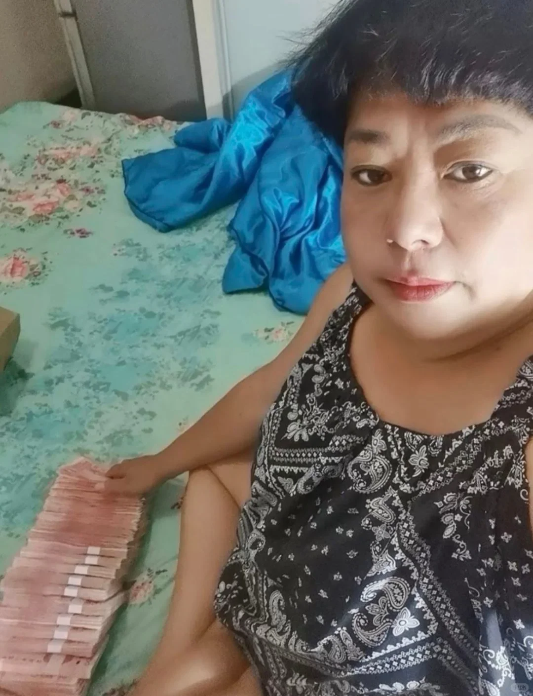 好喜欢这种充满女凝的姨味表情包