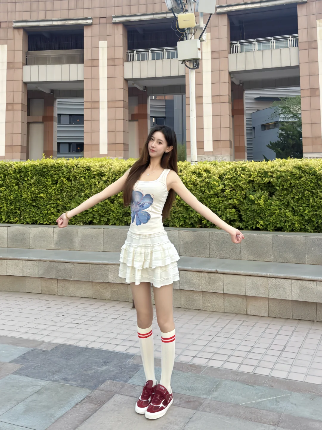 172cm 49kg 甜妹