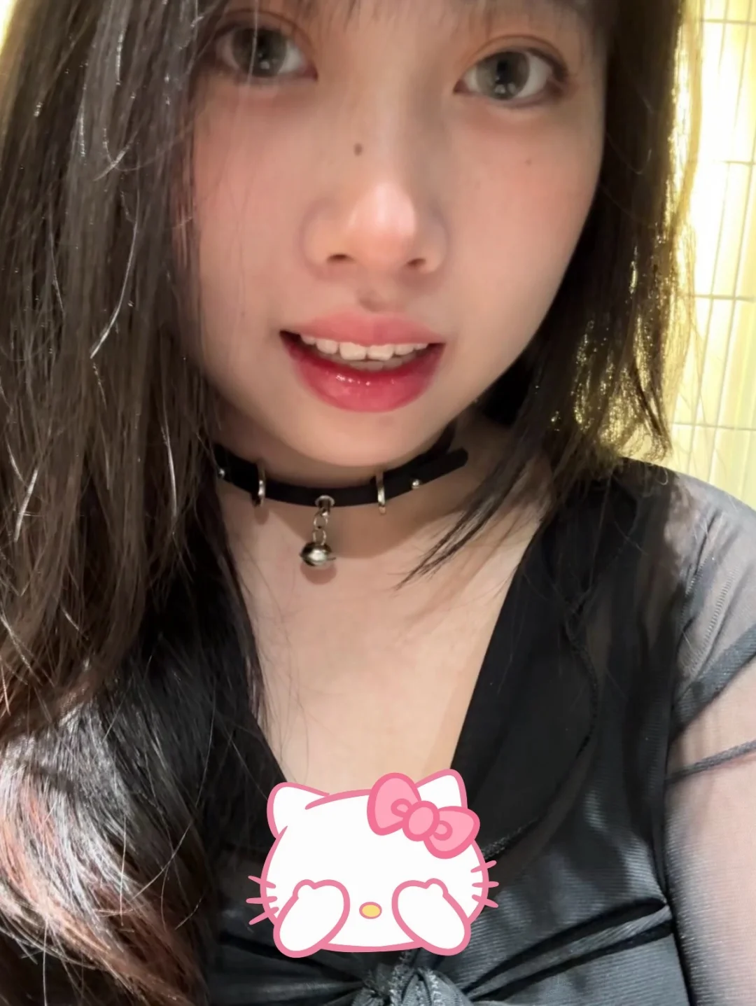 明媚一下 今天是甜妹