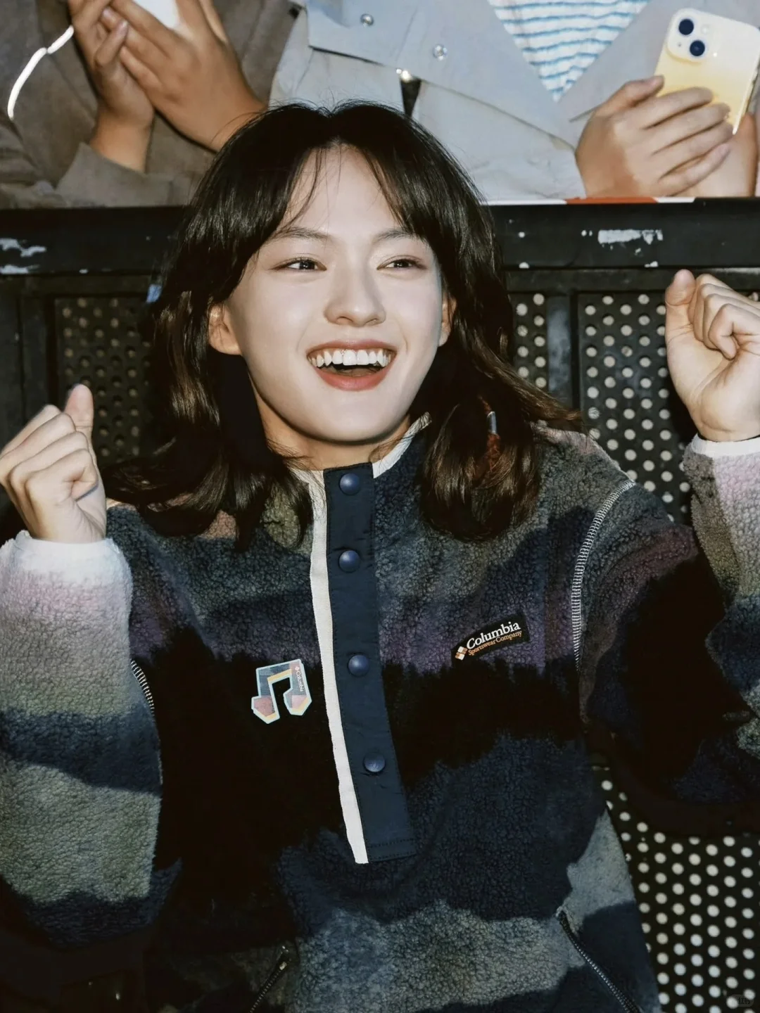 文淇，明媚热烈且温柔的野性少女美…