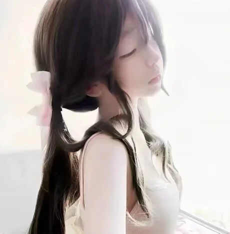 少萝女头