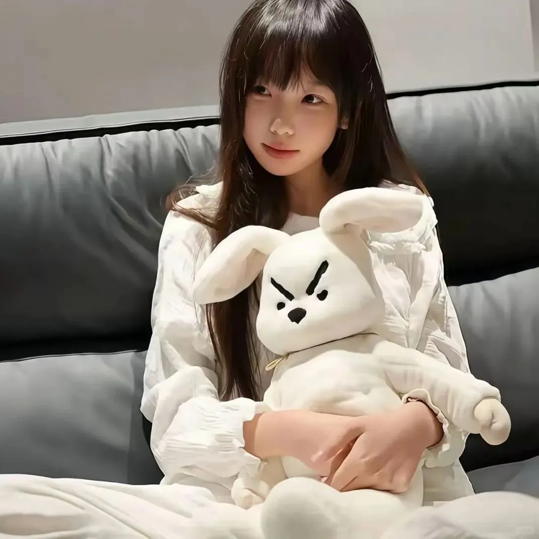 𝐒𝐡𝐚𝐫𝐞头像丨小 猫