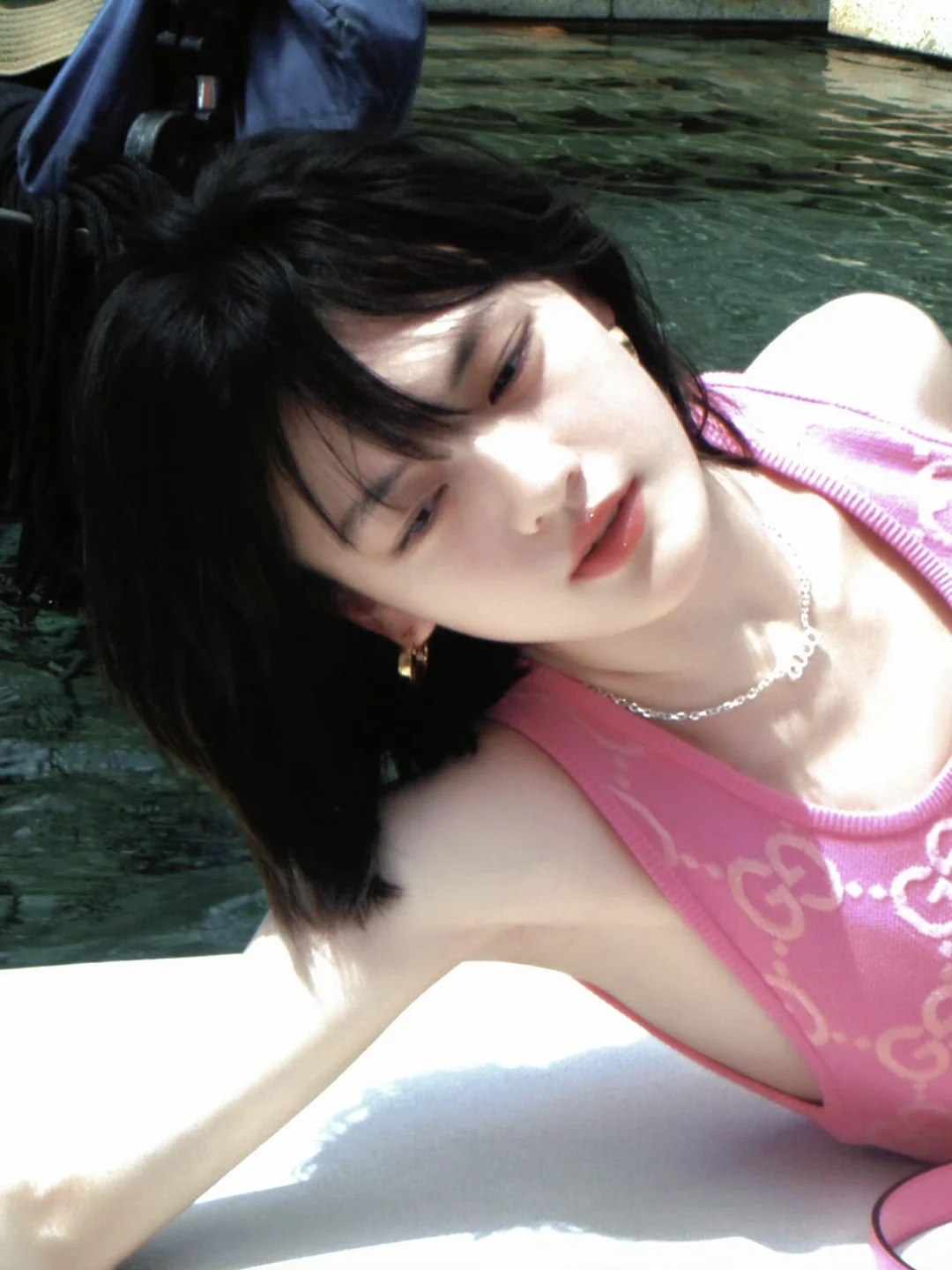 文淇，明媚热烈且温柔的野性少女美…