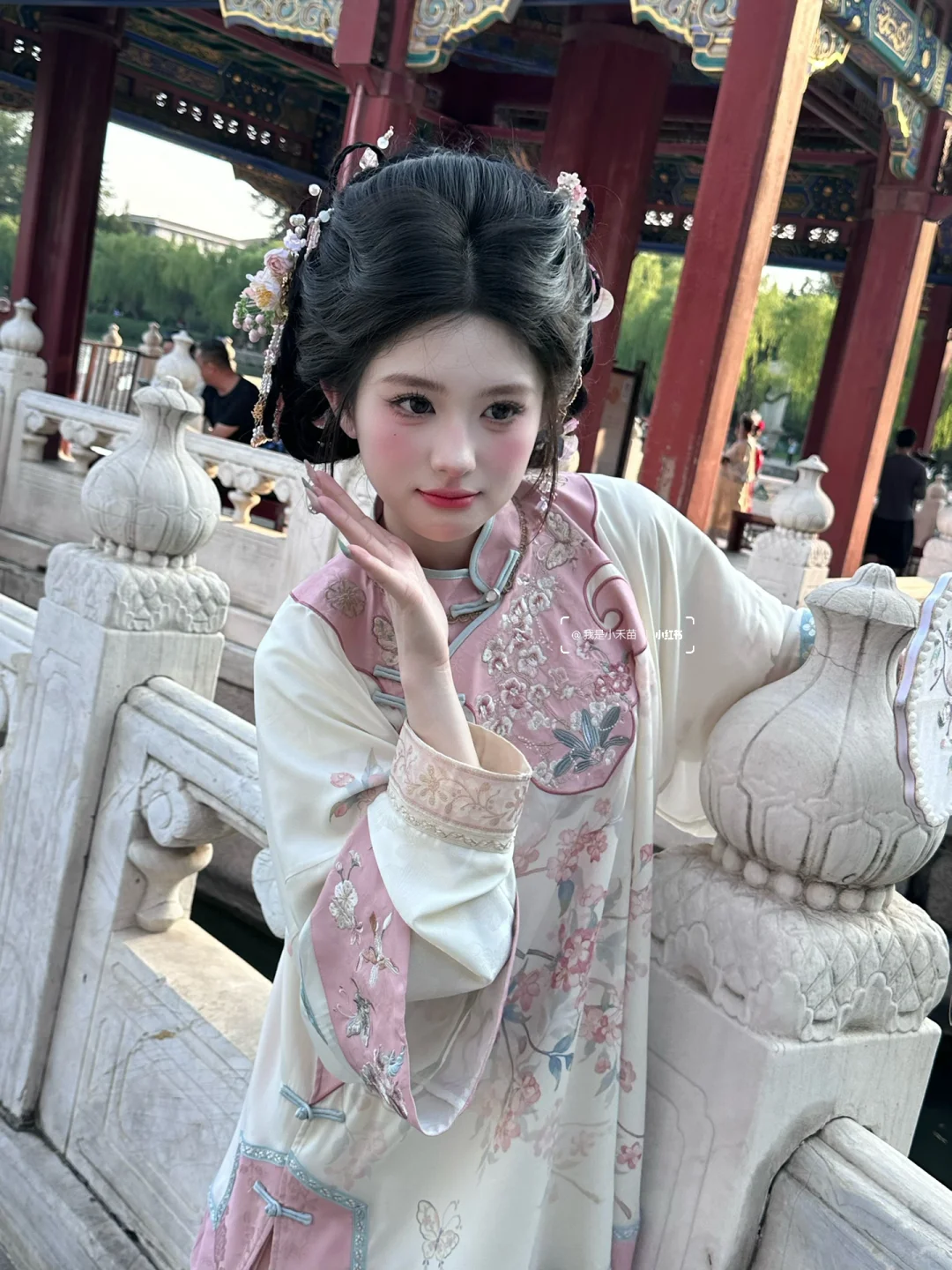 你在哪？我在古建筑里！清汉女系列