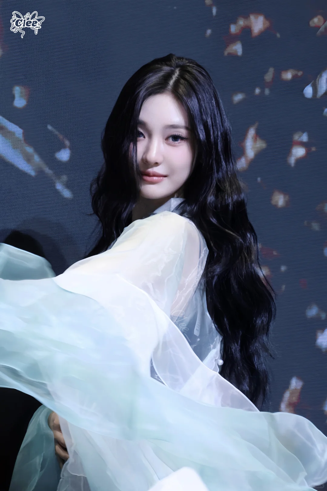 穿了我送的青衣仙子宁🧚🏻‍♀️想看古装灼儿