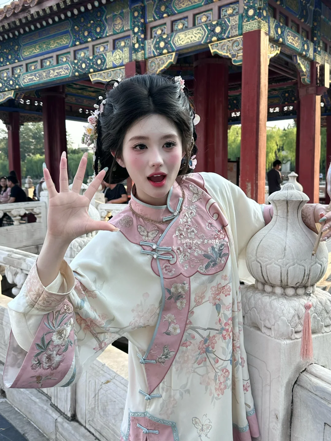 你在哪？我在古建筑里！清汉女系列