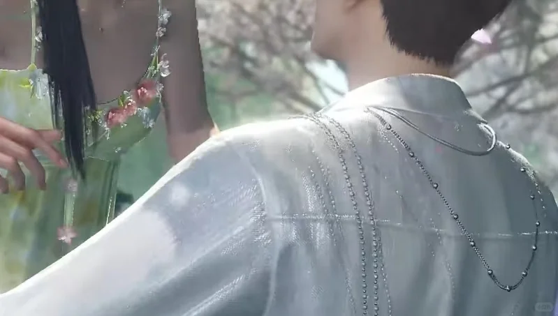 在夏以昼身边什么样的小裙子都敢穿