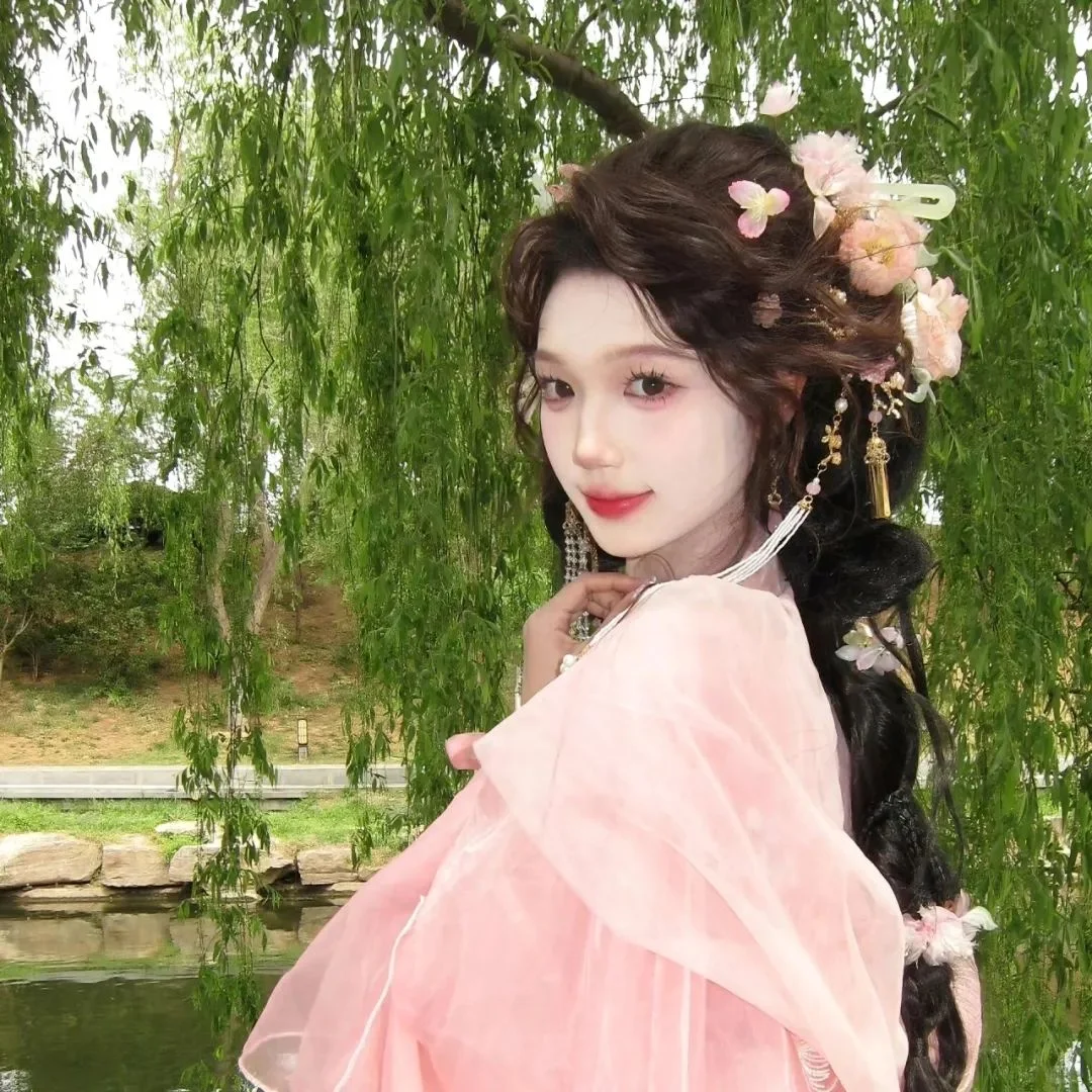 𝙒𝙚𝘾𝙝𝙖𝙩｜超仙唯美高清女生头像