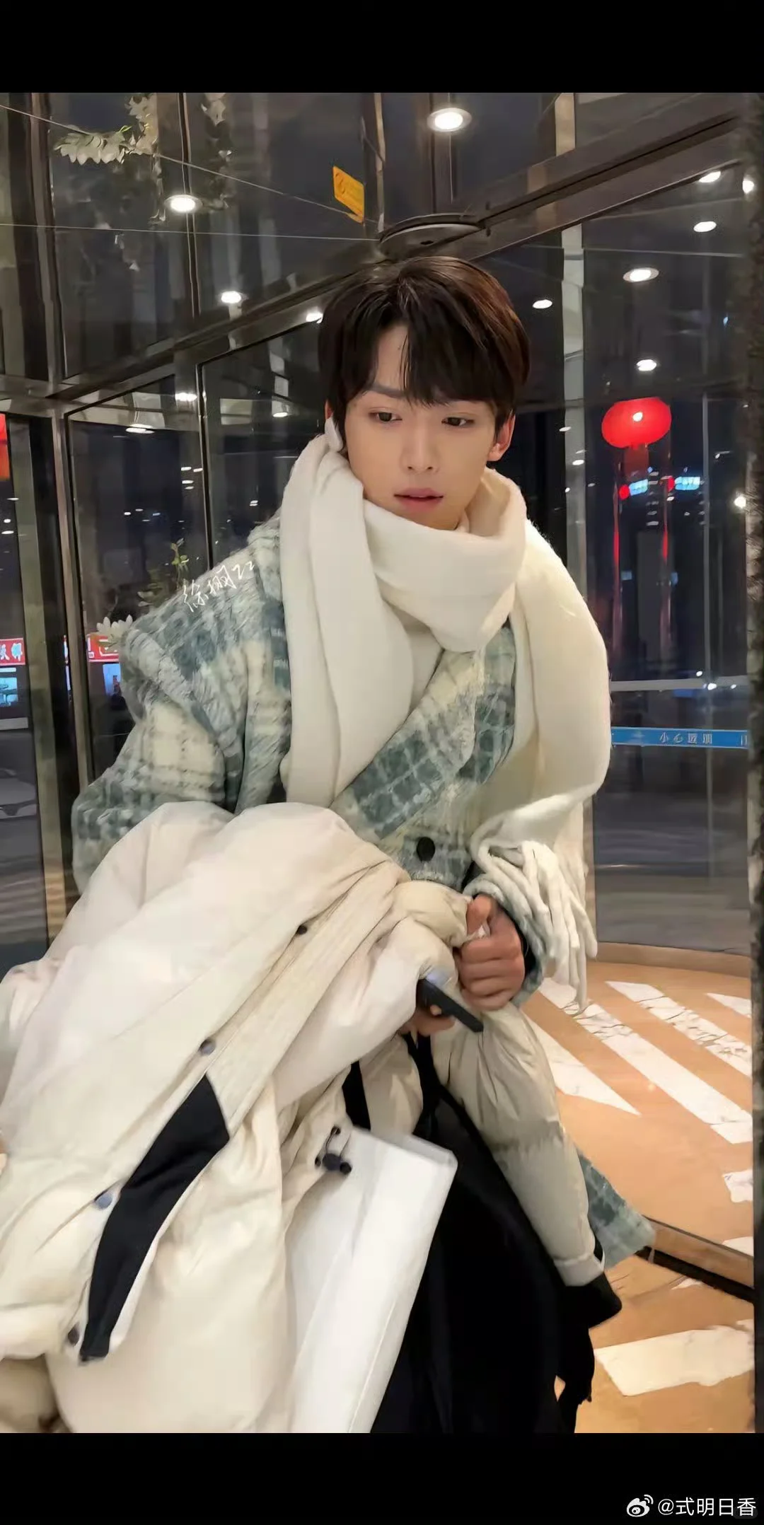 万人迷设定，紫玉的痣太会长了！