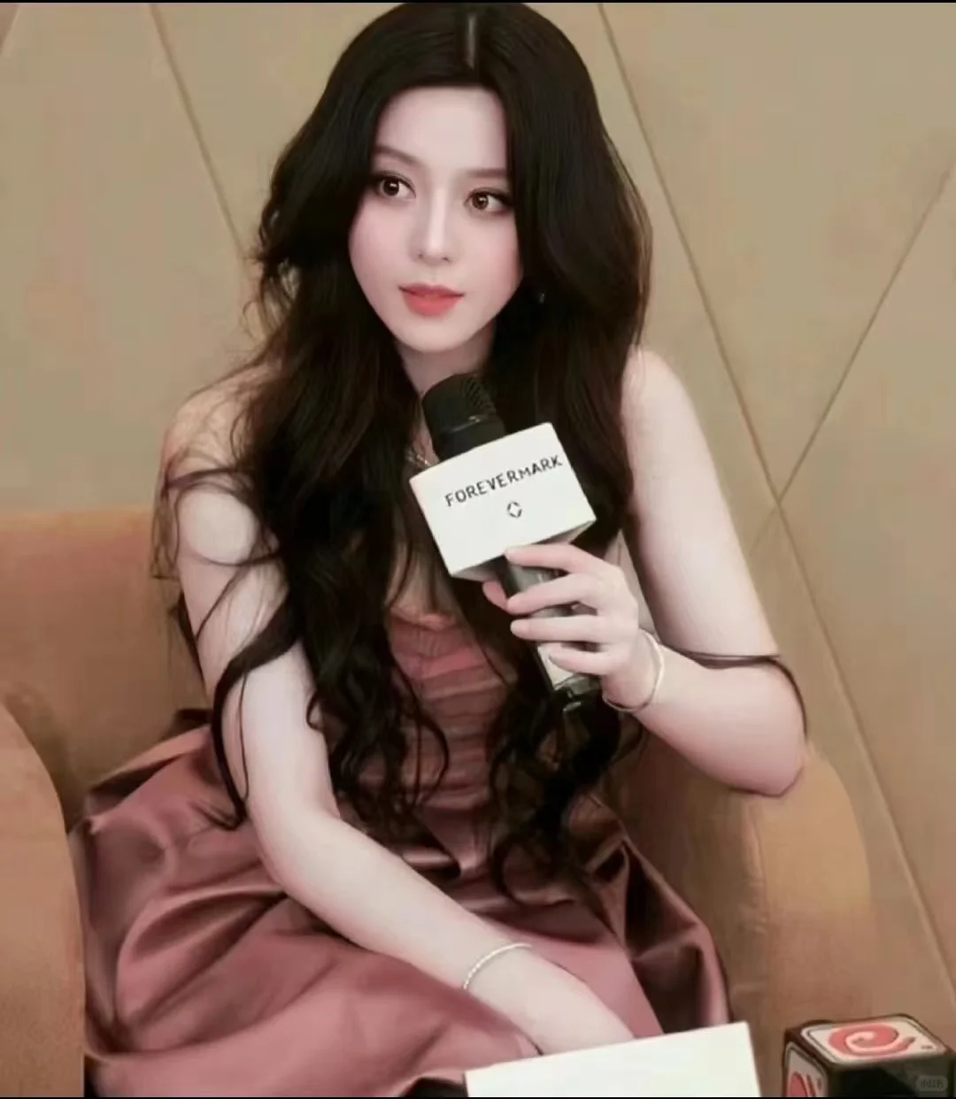 外貌显化女头之范冰冰