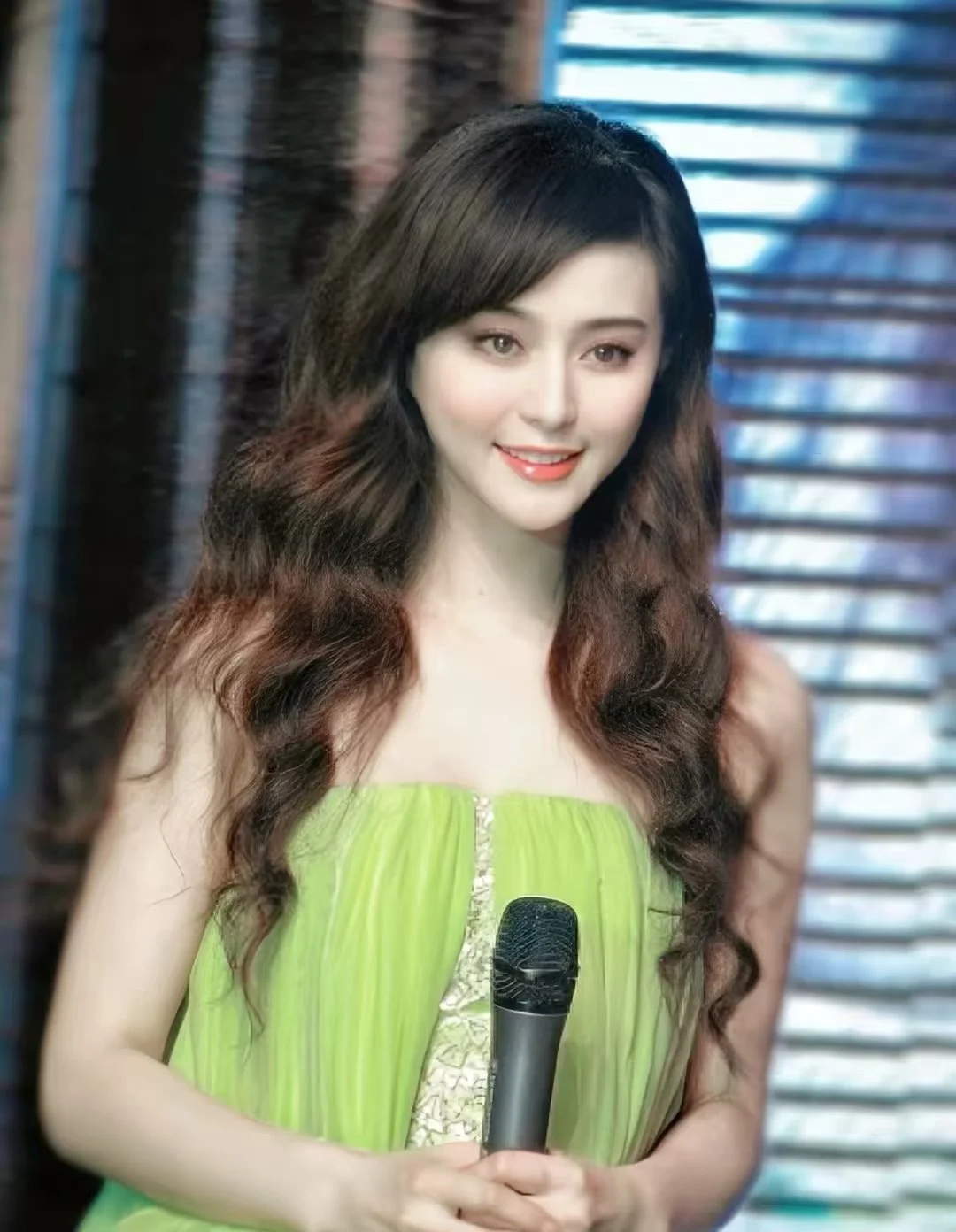 外貌显化女头之范冰冰