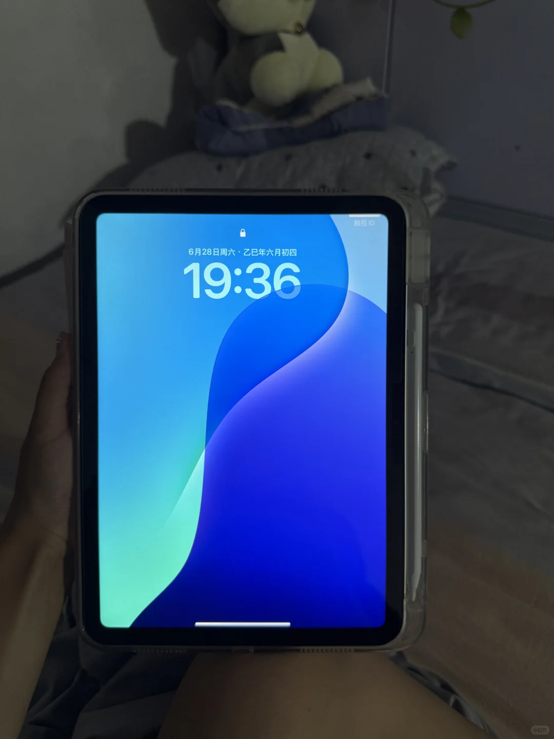 求iPad壁纸.怎样才显得高级一点呢