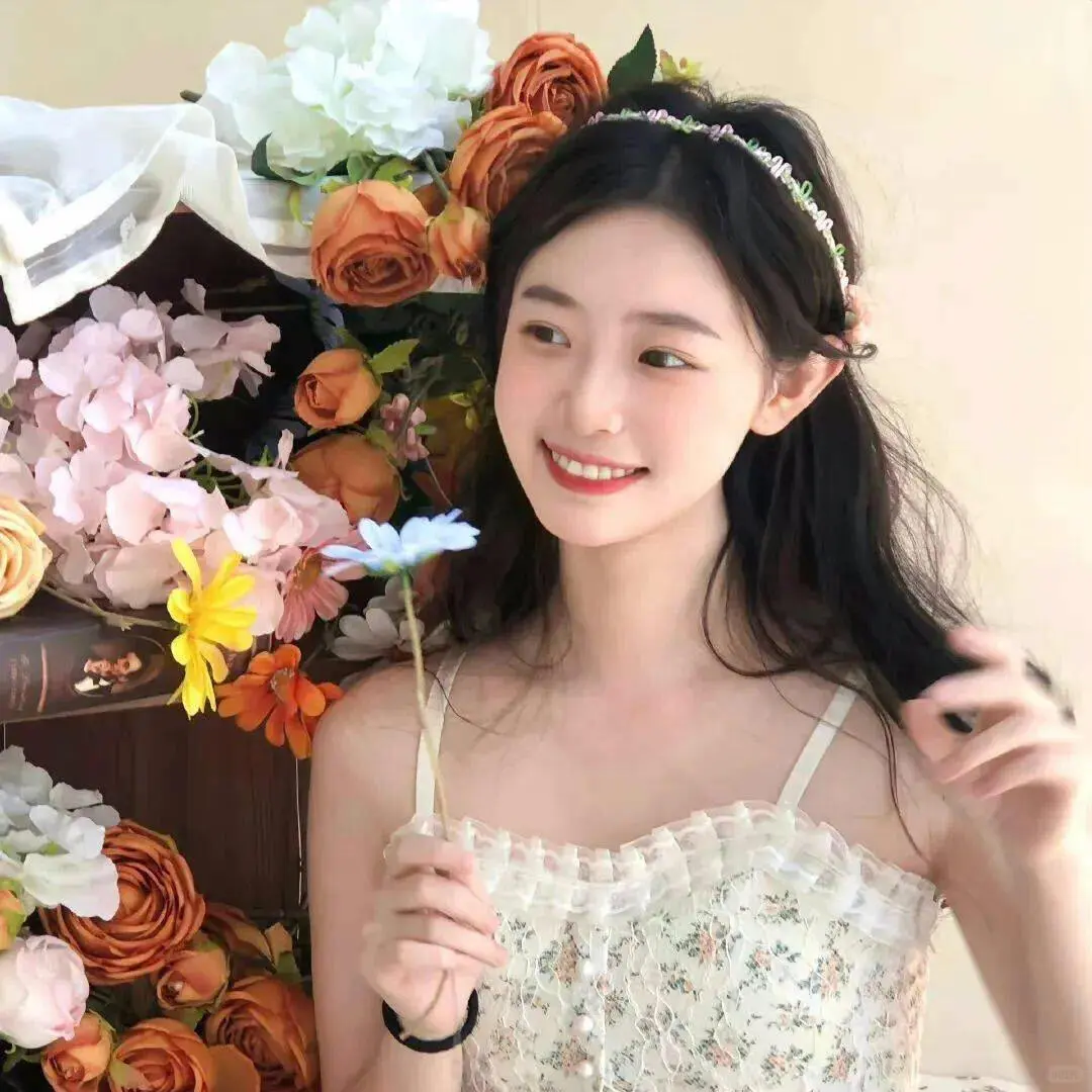 大众充能显化女生头像