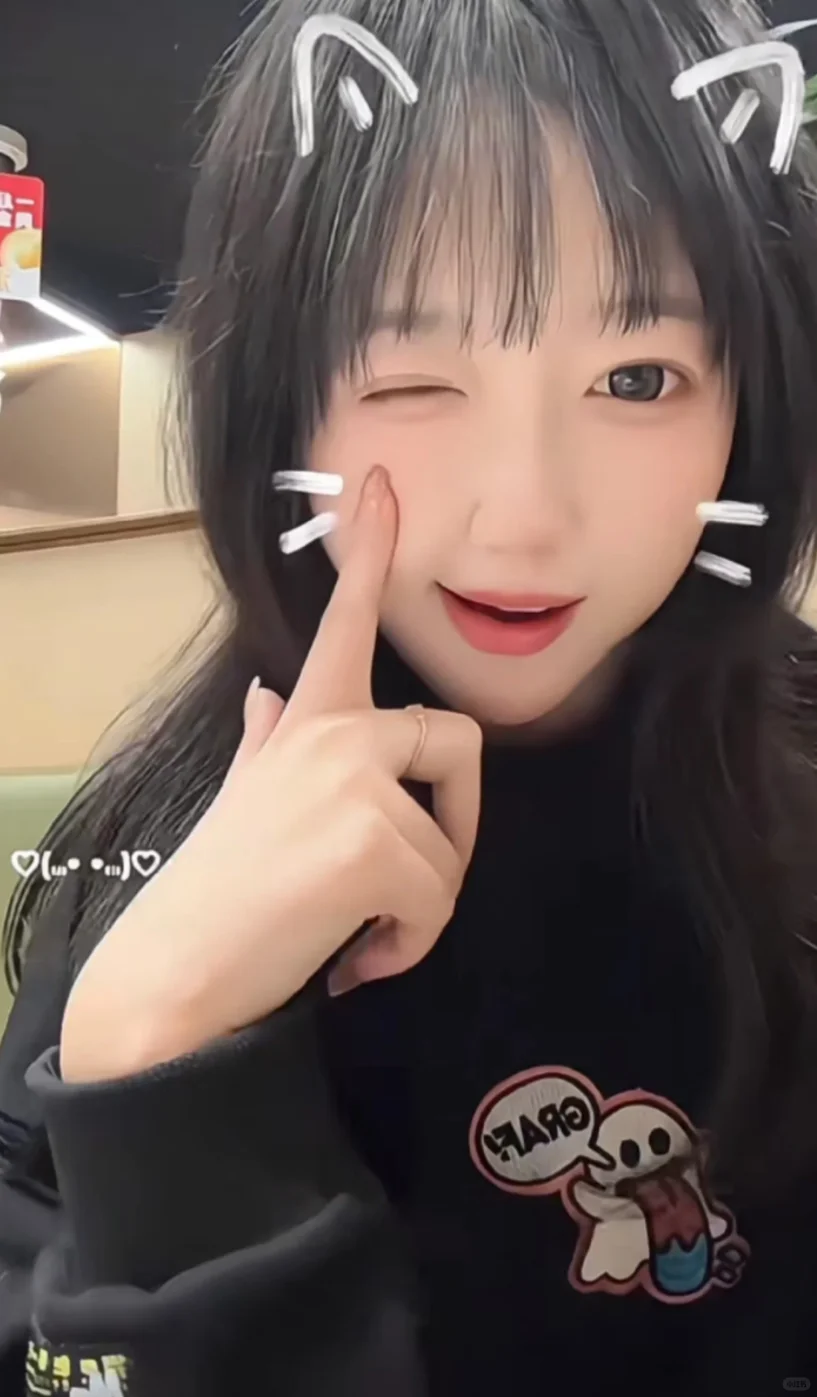 蛋卷PK小胖妹
