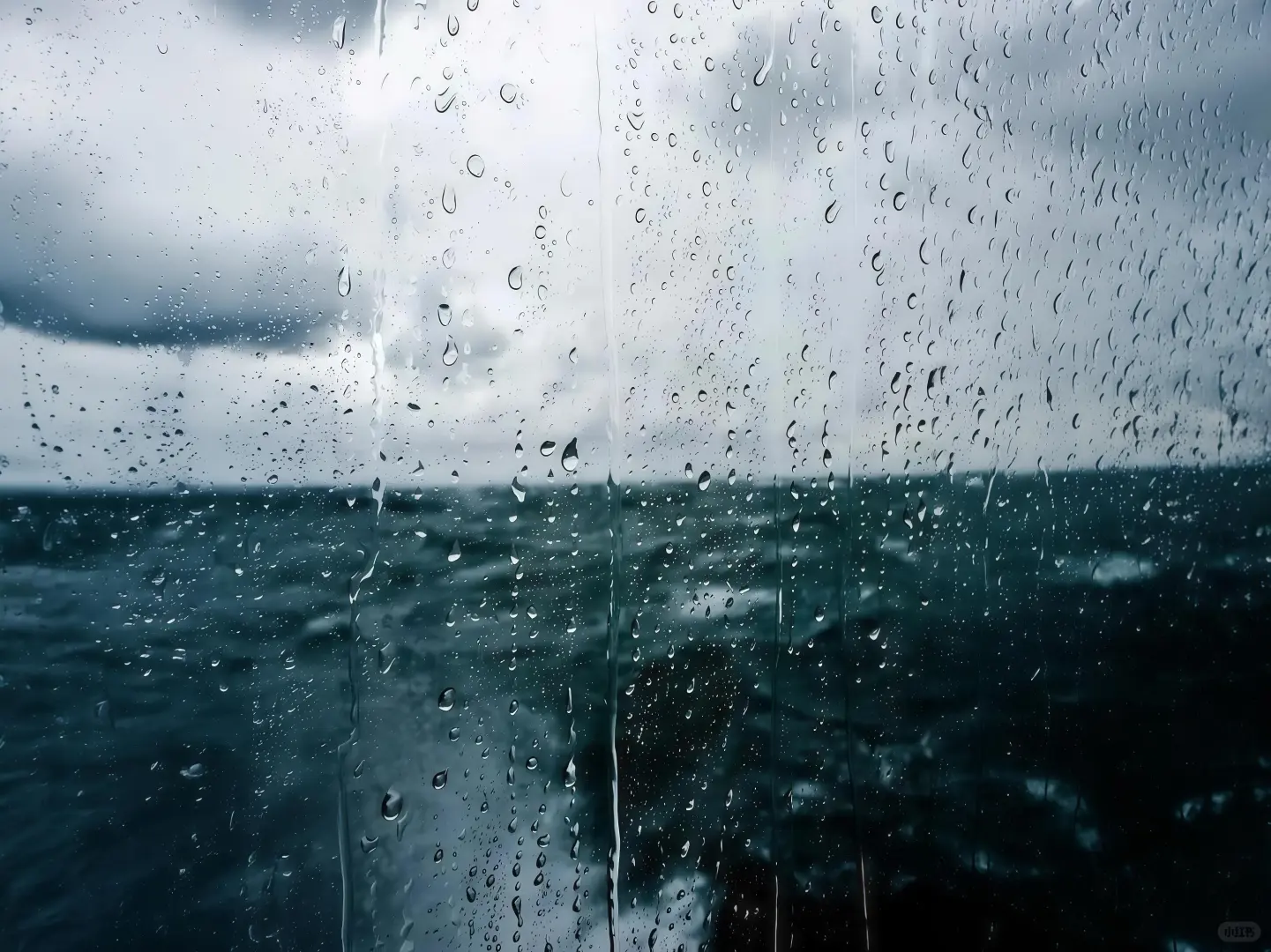 iPad壁纸｜🌧总怪小雨