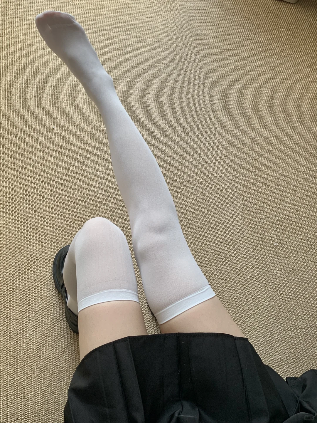 jk压力袜推荐 微压款天鹅绒面料 很舒服～