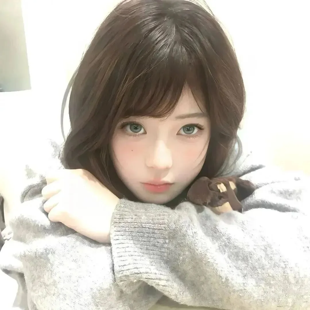 可爱清新气质甜美女生长期不换的头像