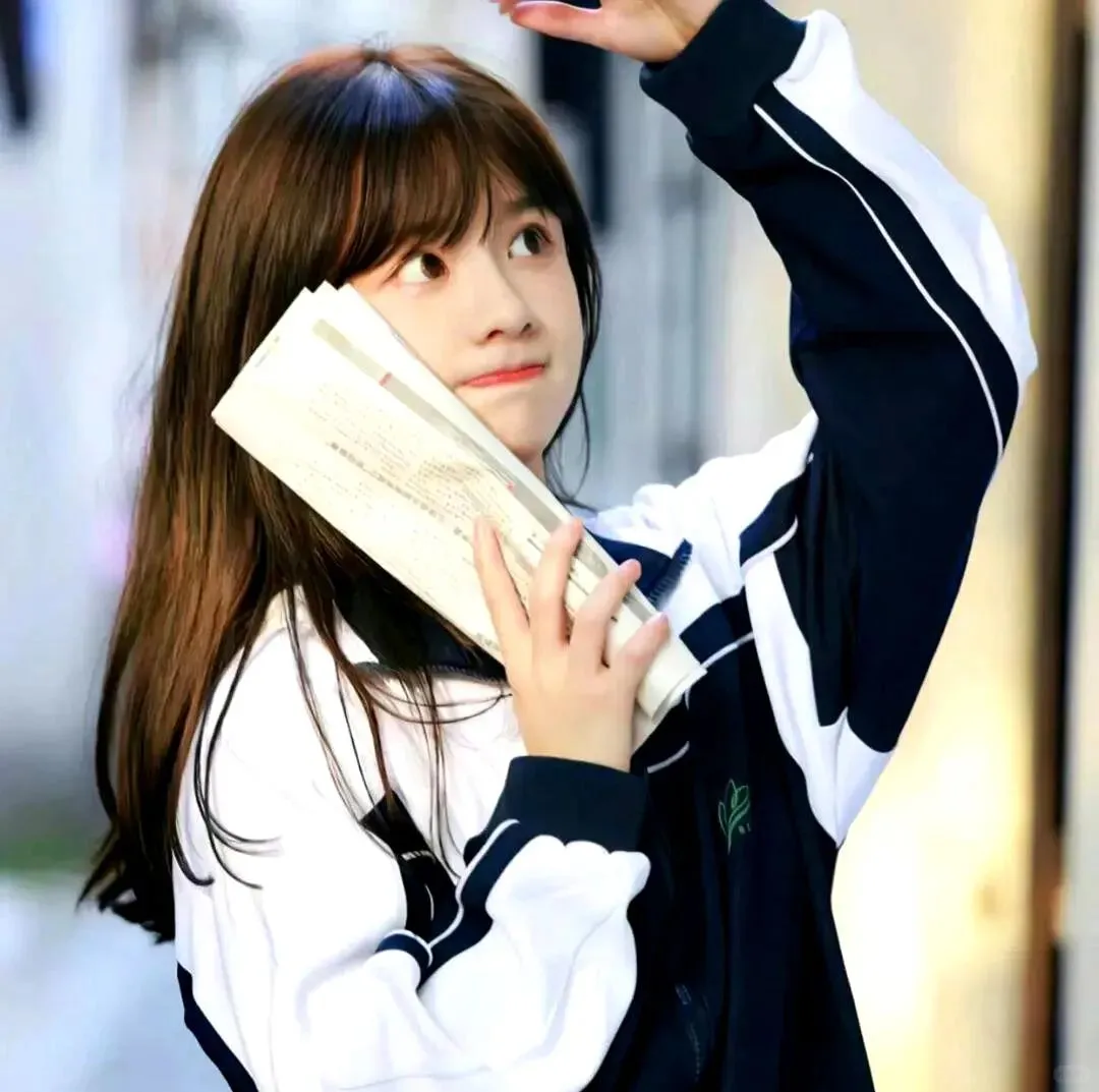 𝙒𝙚𝘾𝙝𝙖𝙩学生党可爱女头
