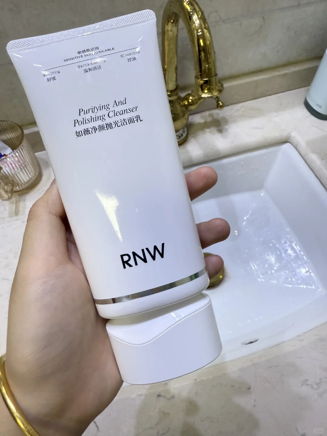 好喜欢素颜皮肤干净的感觉