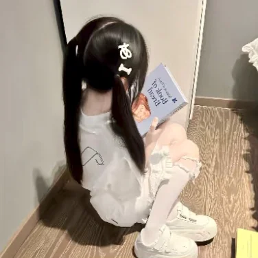 甜美系女头.无水印
