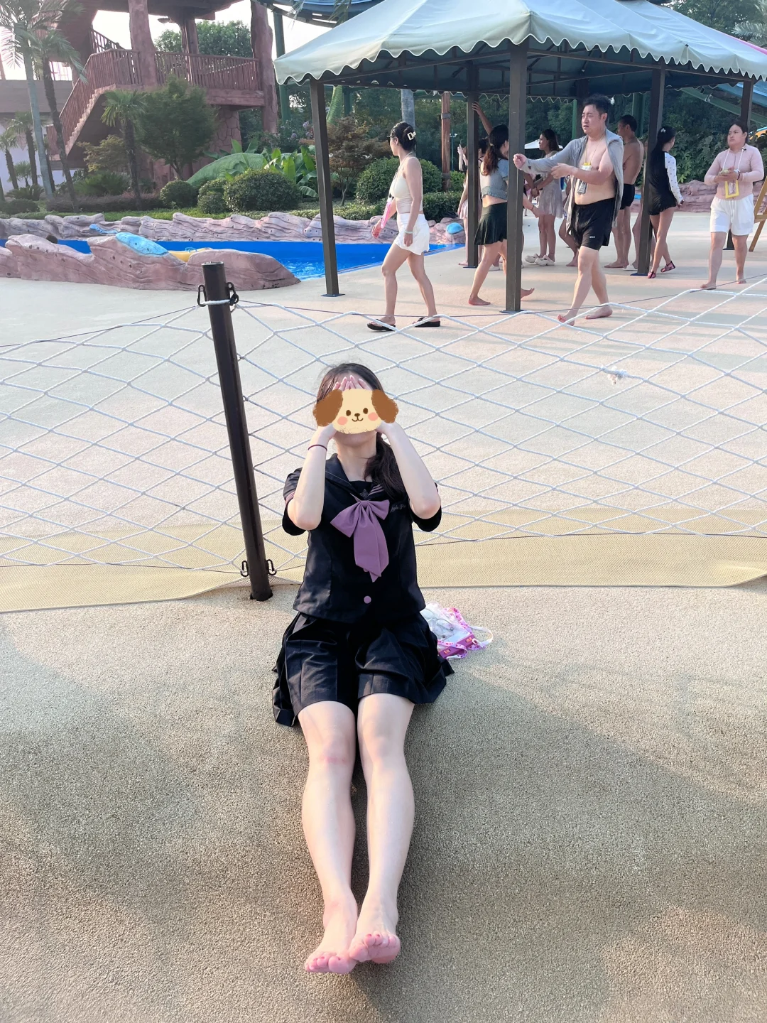 去水世界不穿水手服穿什么
