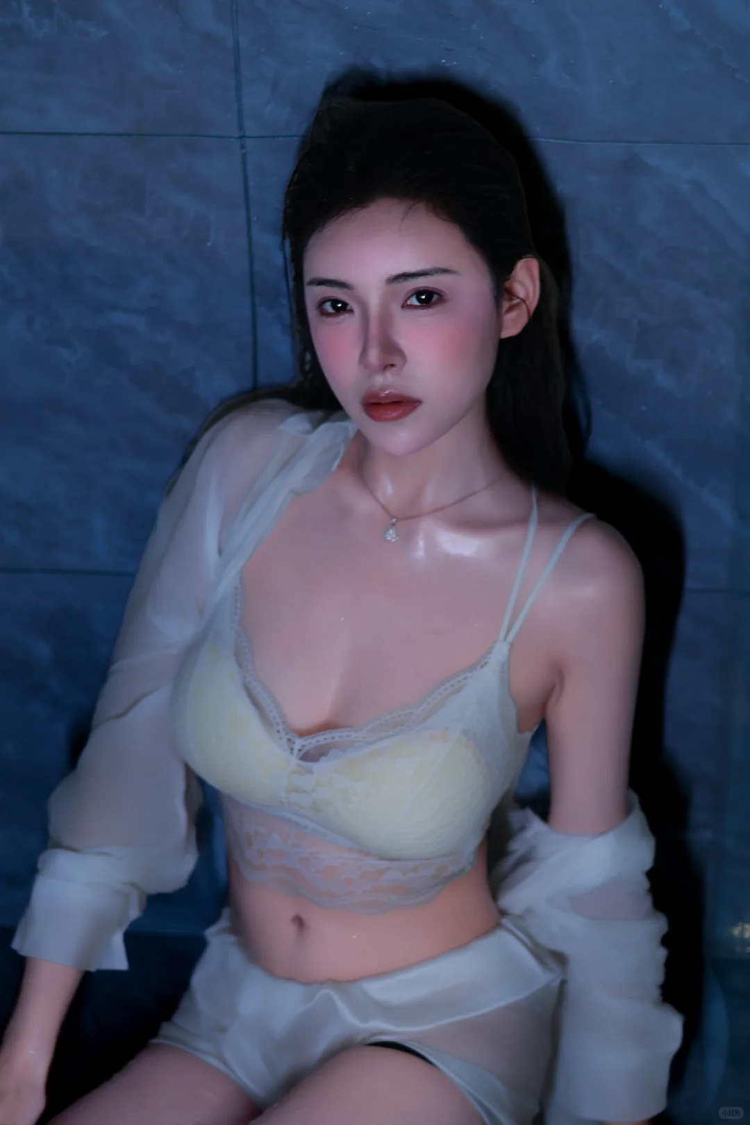 📷｜破碎感浴室私房写真