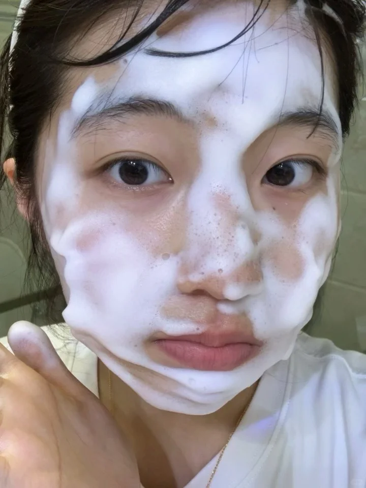 好喜欢素颜皮肤干净的感觉