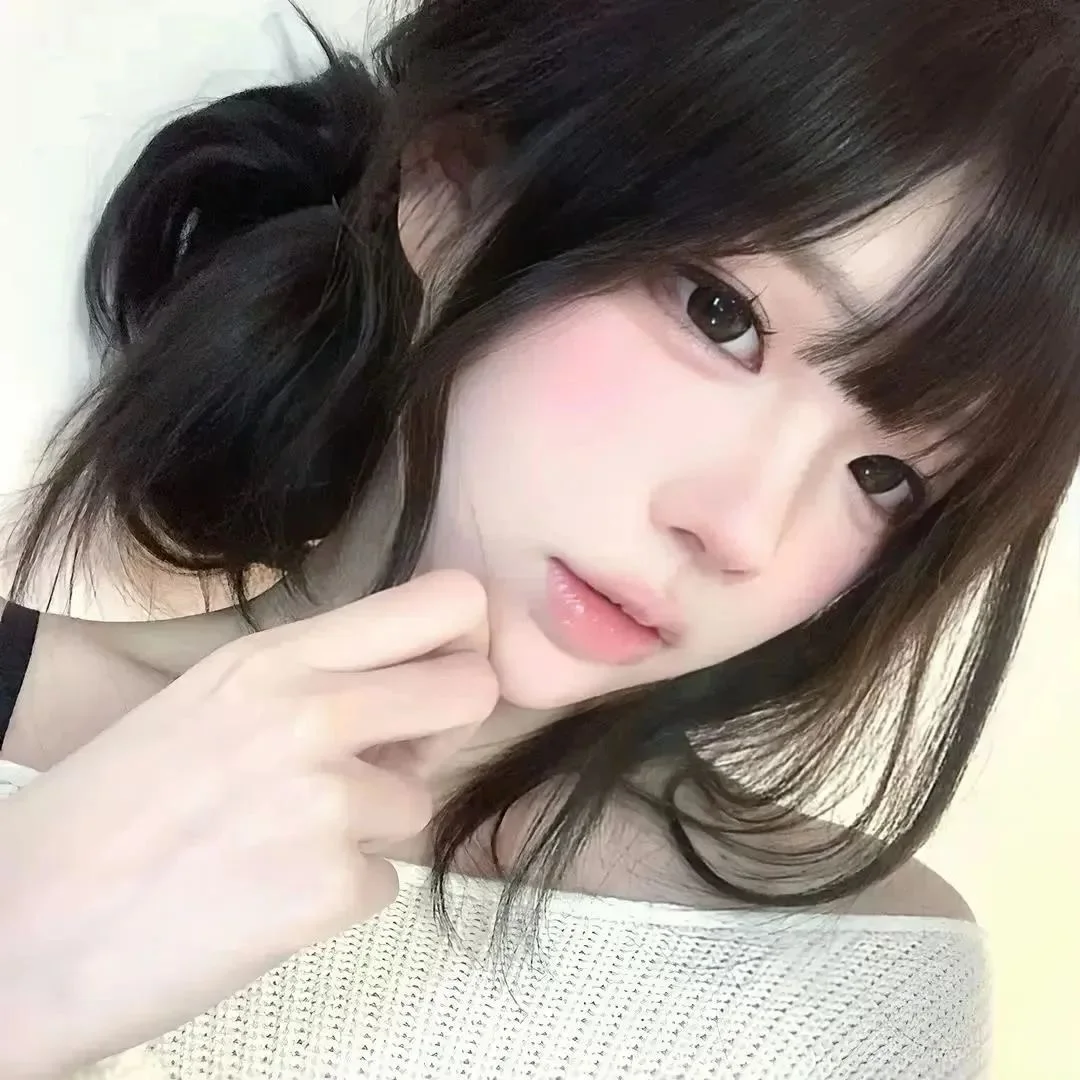 可爱清新气质甜美女生长期不换的头像