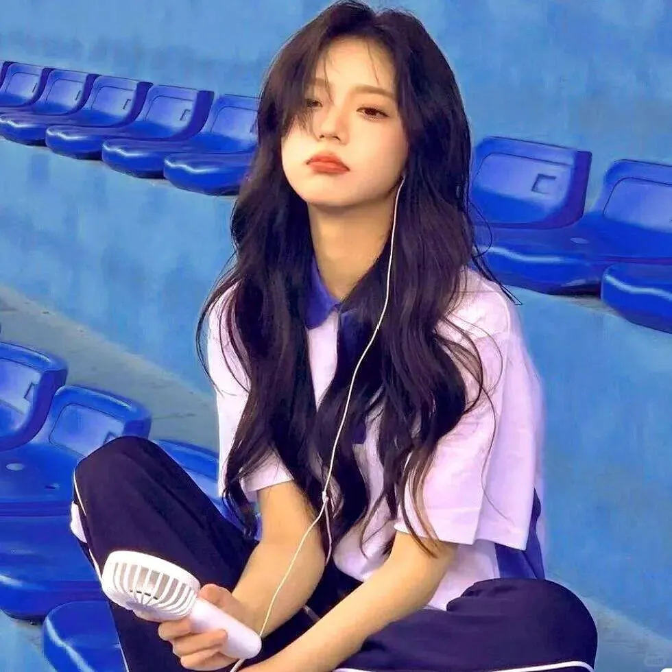 𝙒𝙚𝘾𝙝𝙖𝙩学生党可爱女头