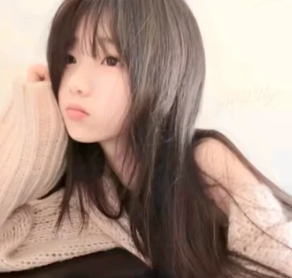 甜美系女头.无水印