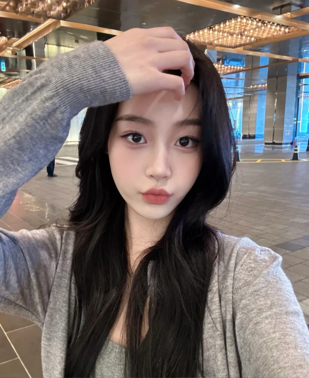 今天是我喜欢的长发甜妹
