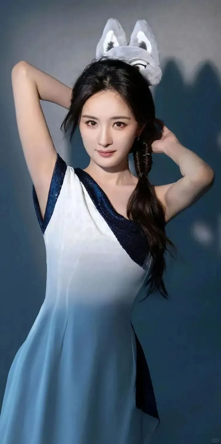 杨幂性感写真