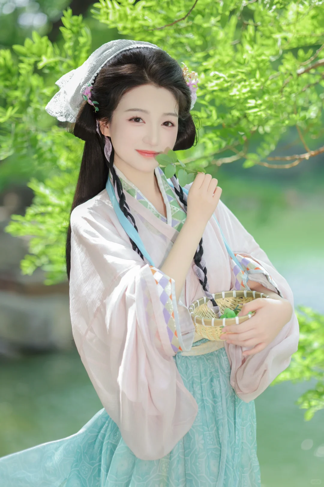 阿兄，今天阳光好，去采莲吧