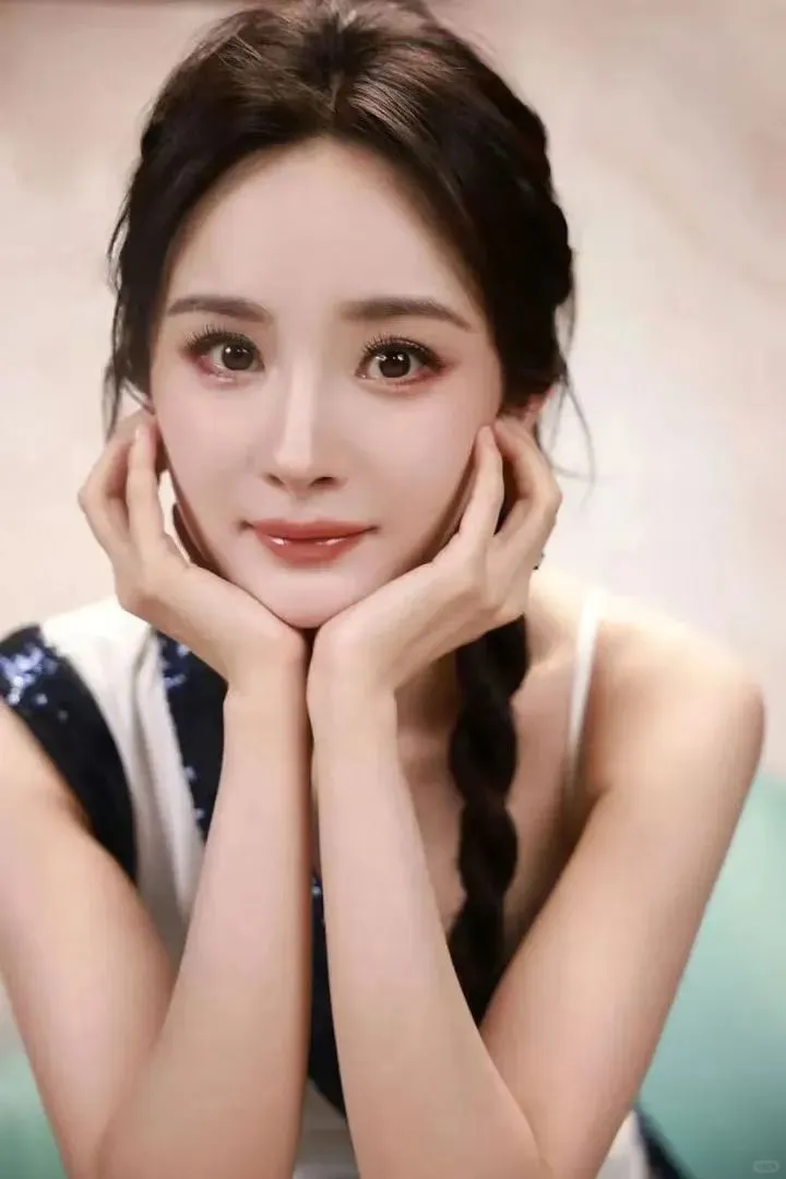 杨幂性感写真