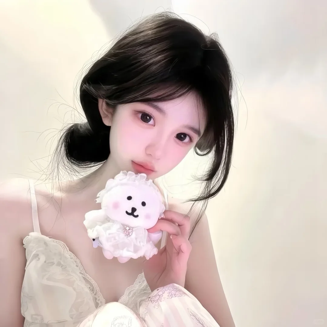 𝑾𝒆𝑪𝒉𝒂𝒕 女头｜甜妹头像