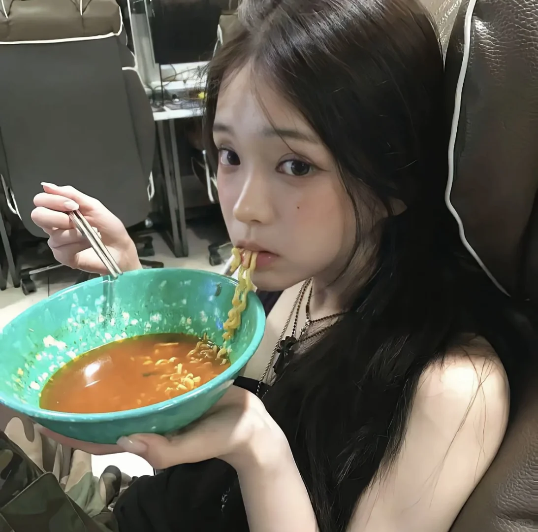 𝙒𝙚𝘾𝙝𝙖𝙩 / 甜美女头🐰